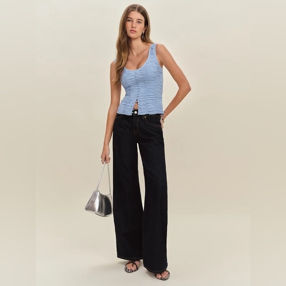 NWT Reformation Archer Top Ice Water Light Blue | US 0 UK 4 - Picture 3 of 13